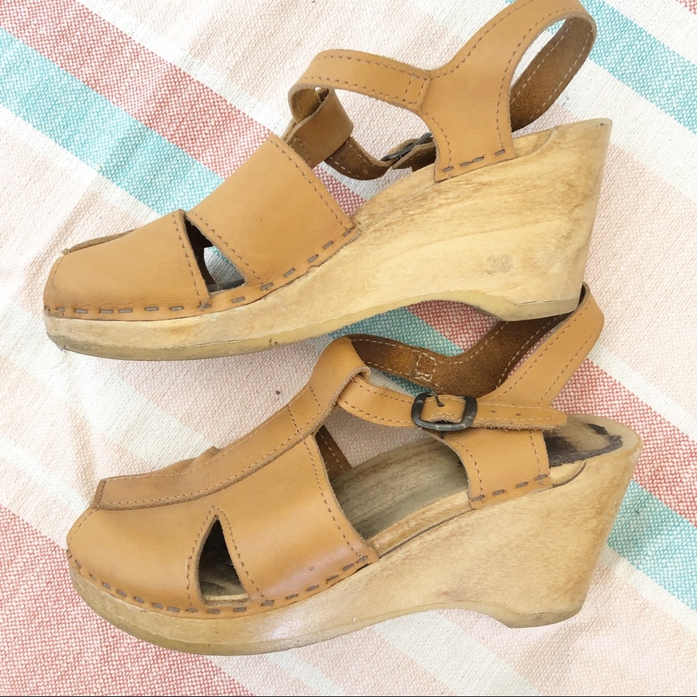 No 6 Clog Sandals